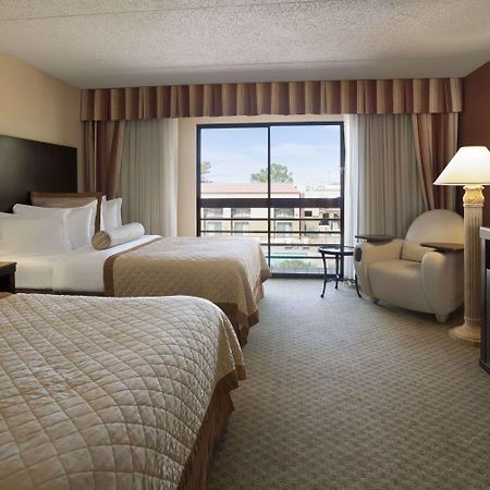 Wyndham El Paso Airport And Water Park Exterior foto