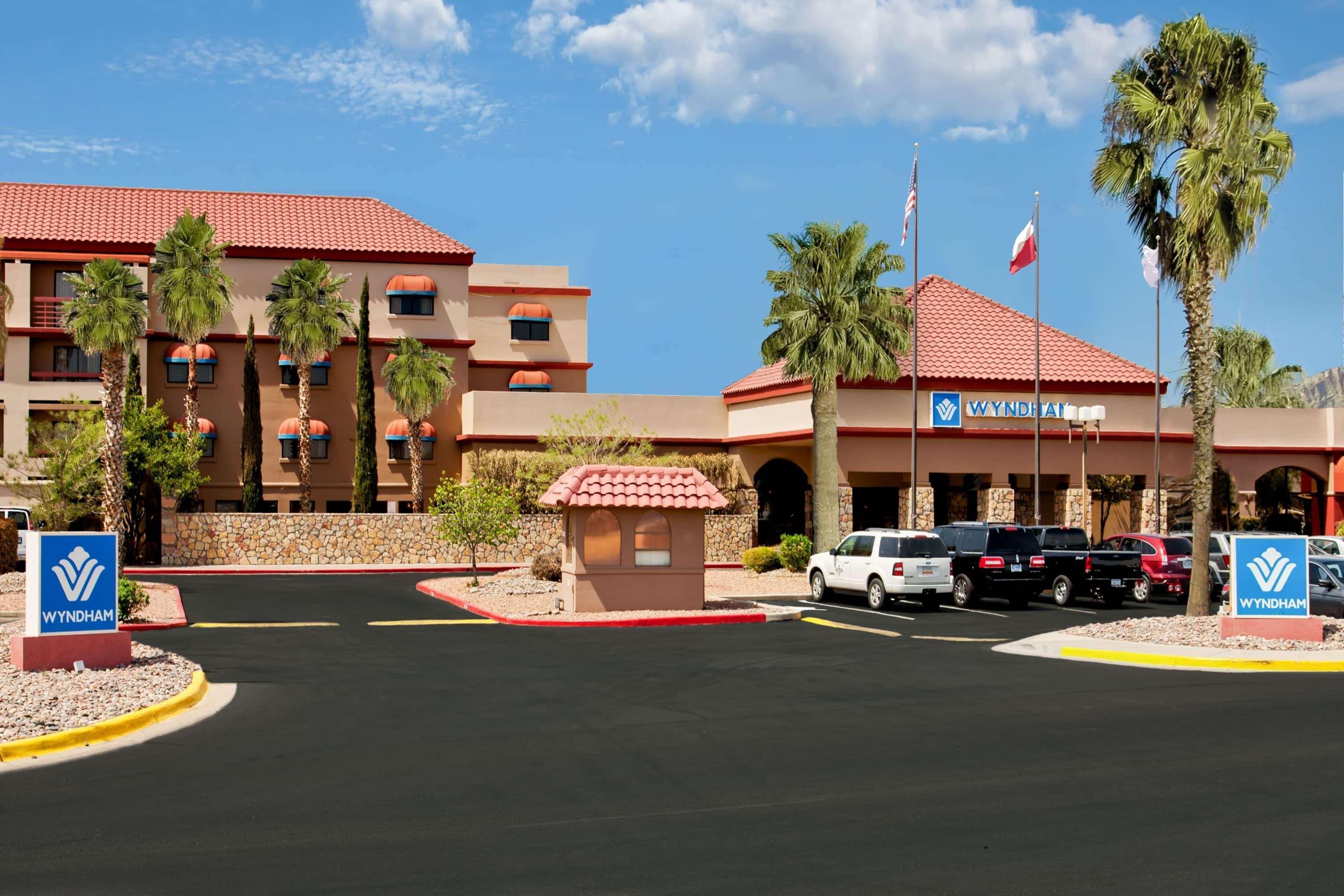 Wyndham El Paso Airport And Water Park Exterior foto