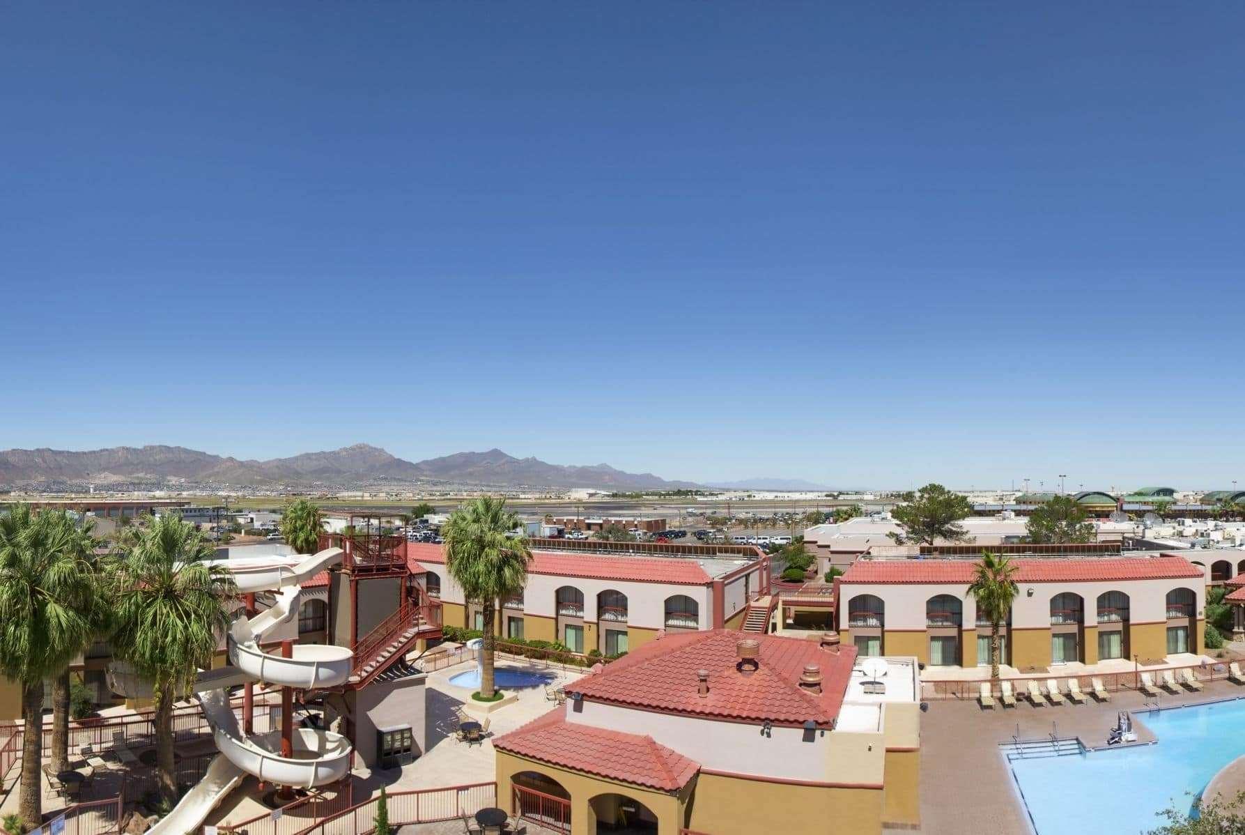 Wyndham El Paso Airport And Water Park Exterior foto