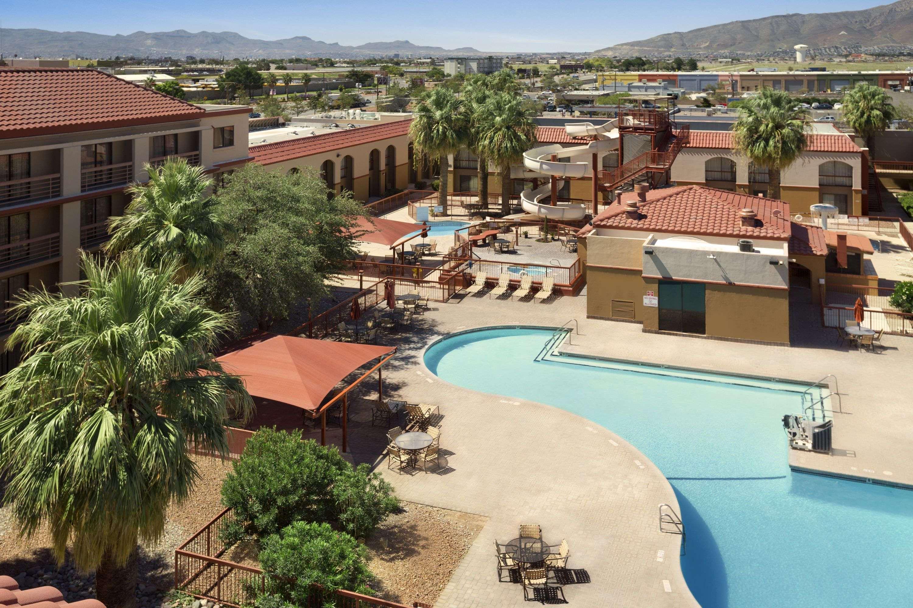 Wyndham El Paso Airport And Water Park Exterior foto