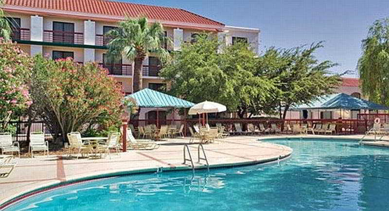 Wyndham El Paso Airport And Water Park Facilidades foto
